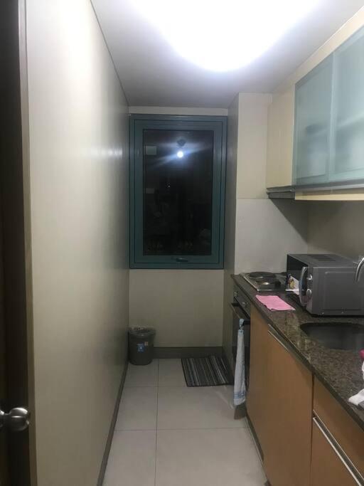 Lovely 2 Bed Room Condo Infront Of Naia Terminal 3 Manila Kültér fotó