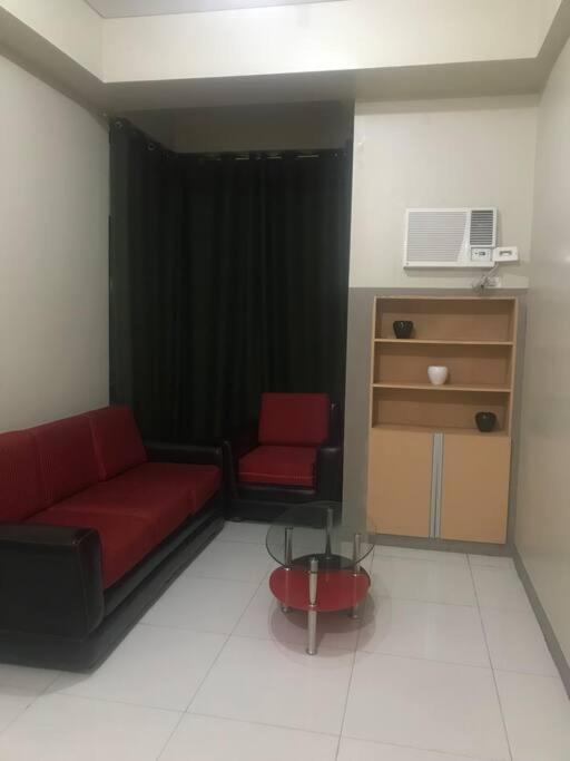 Lovely 2 Bed Room Condo Infront Of Naia Terminal 3 Manila Kültér fotó