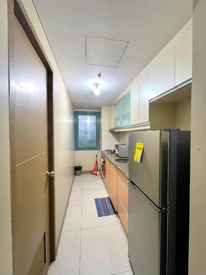 Lovely 2 Bed Room Condo Infront Of Naia Terminal 3 Manila Kültér fotó